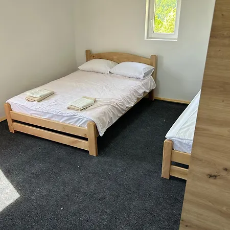 Sumska Kuca Ilija * Bogutovac